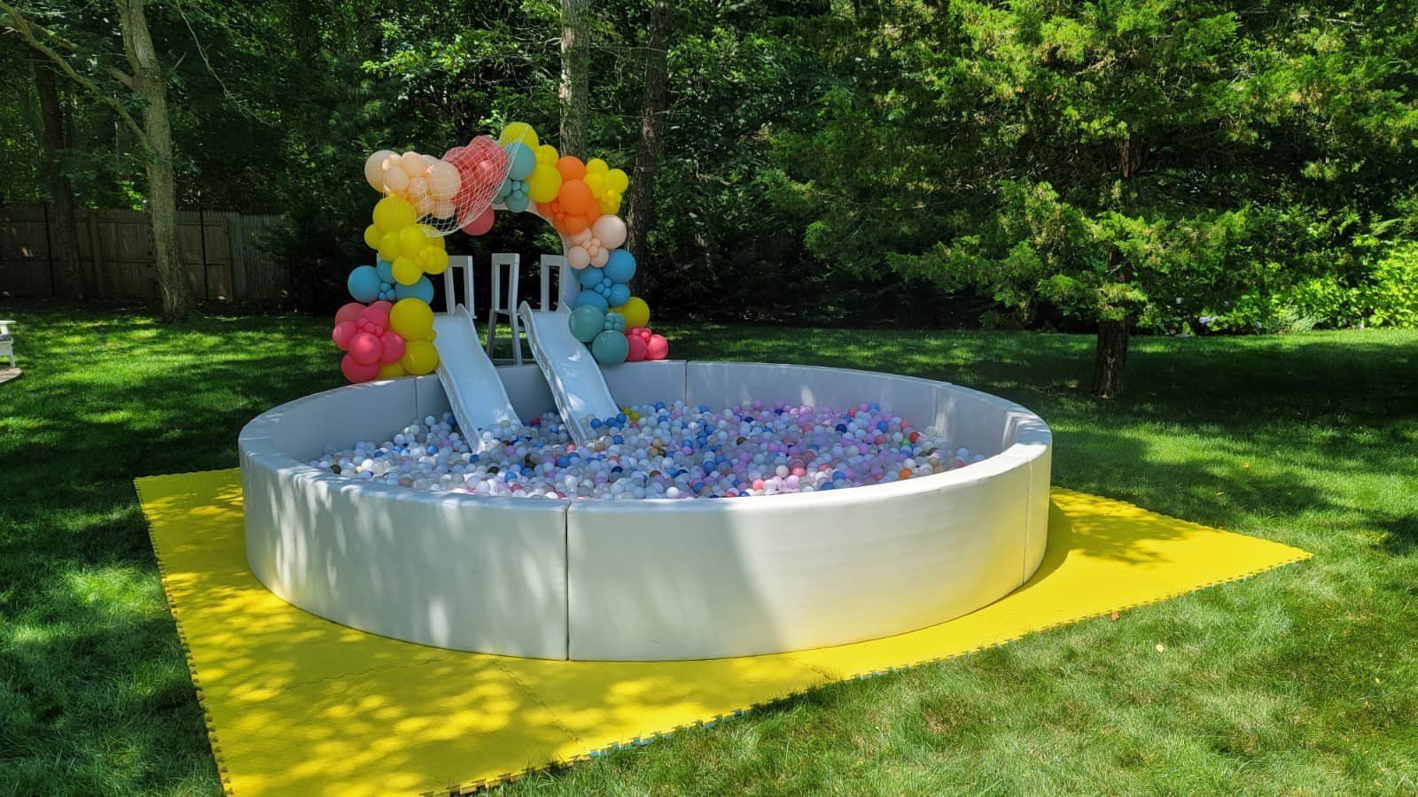 Infinity (15ft Round)